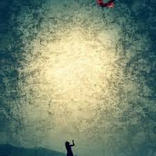 İş hayatı inanç talep eder, ciddiyet gerektirir, yürek ister, dürüstçe bencilliktir, hata affetmez ve hayatın ta kendisidir. 