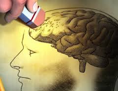 Silgin kaleminden önce bitiyorsa yanlışların çok demektir.